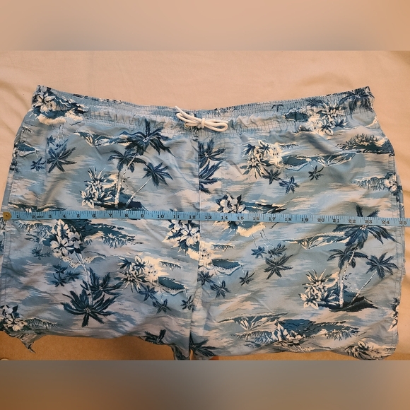 Old Navy swim trunks size XXL - Picture 3 of 6